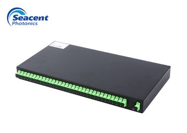 การออกแบบที่กะทัดรัด Rack Mount PLC Splitter สำหรับเครือข่ายออปติคอลแบบพาสซีฟ
